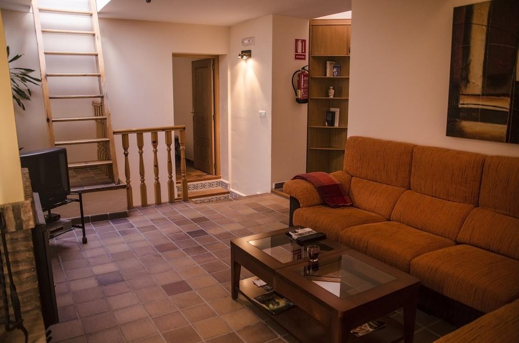 Appartement Casa Sierpes à Caces Chambre photo