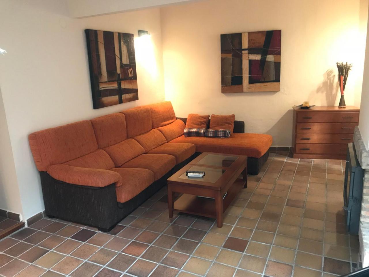 Appartement Casa Sierpes à Caces Extérieur photo